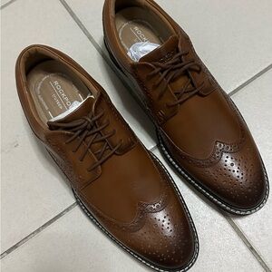 Rockport Men's Tan Leather Wingtip Oxfords